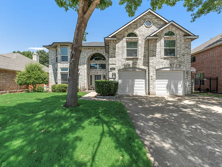 2912 Shadow Oak Ct — Photo 2