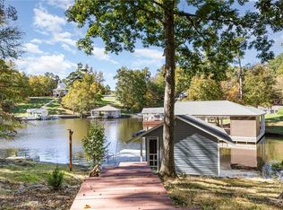 454 Southpoint Trl, Semora, NC 27343