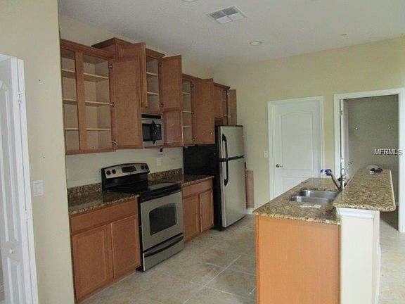 3rd image of 3887 Oakington Pl