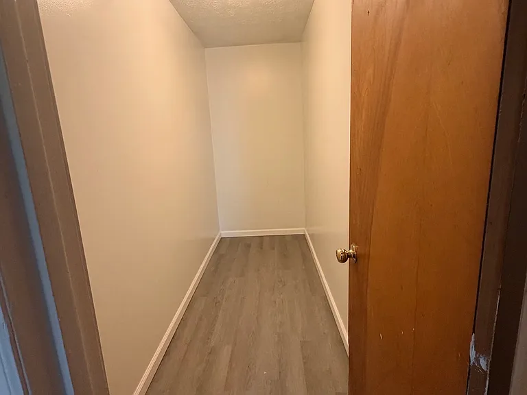 1111 Franklin St — Photo 6