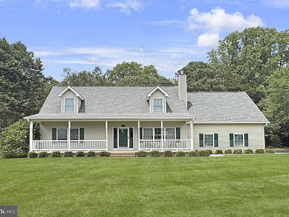 1st image of 18 Gander Ln