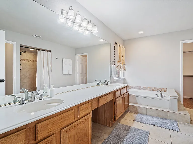 4518 Wescott Dr — Photo 63