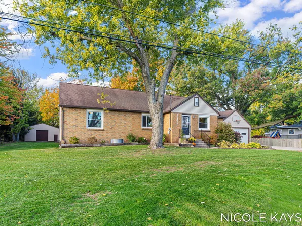 10471 Chicago Dr, Zeeland, MI 49464