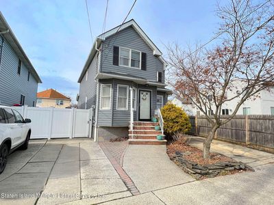32 Derby Ct, Staten Island, NY, 10302
