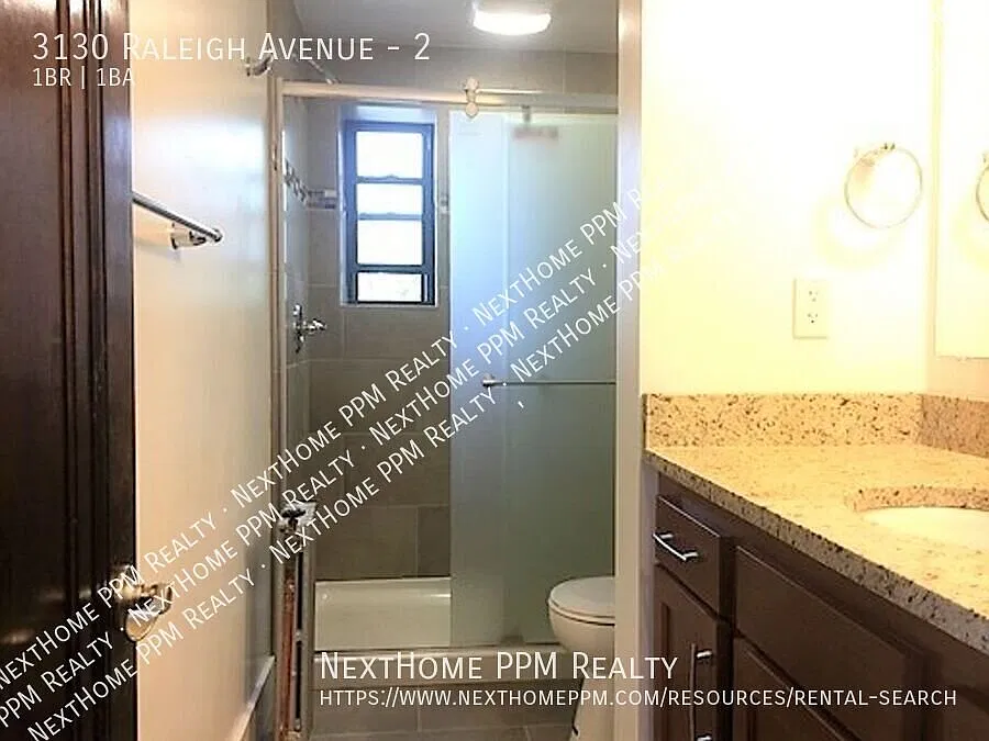 Dormont 1 Bedroom | Heat Included | Steps from the T | Laundry & Storage 1/1/27 — Photo 4