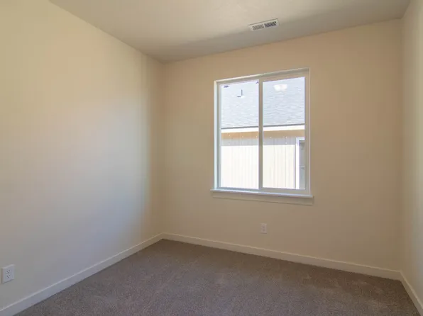 8616 W 8th Ave, Spokane, WA 99224