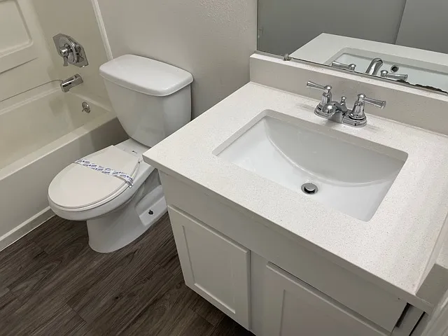 Mulberry Park Apartments — Photo 40