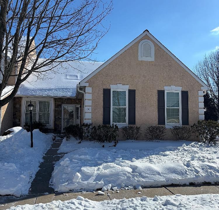 1st image of 92 Wheatsheaf Ln