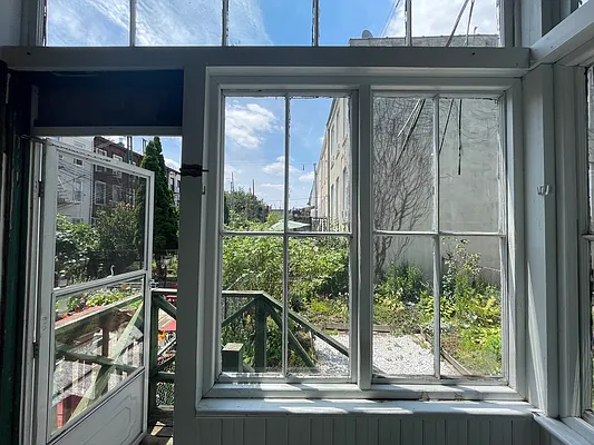 Rented by Evergreen Realty & Investments | media 3