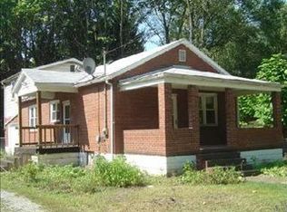 1624 Greensprings Ave, Pittsburgh, PA 15122