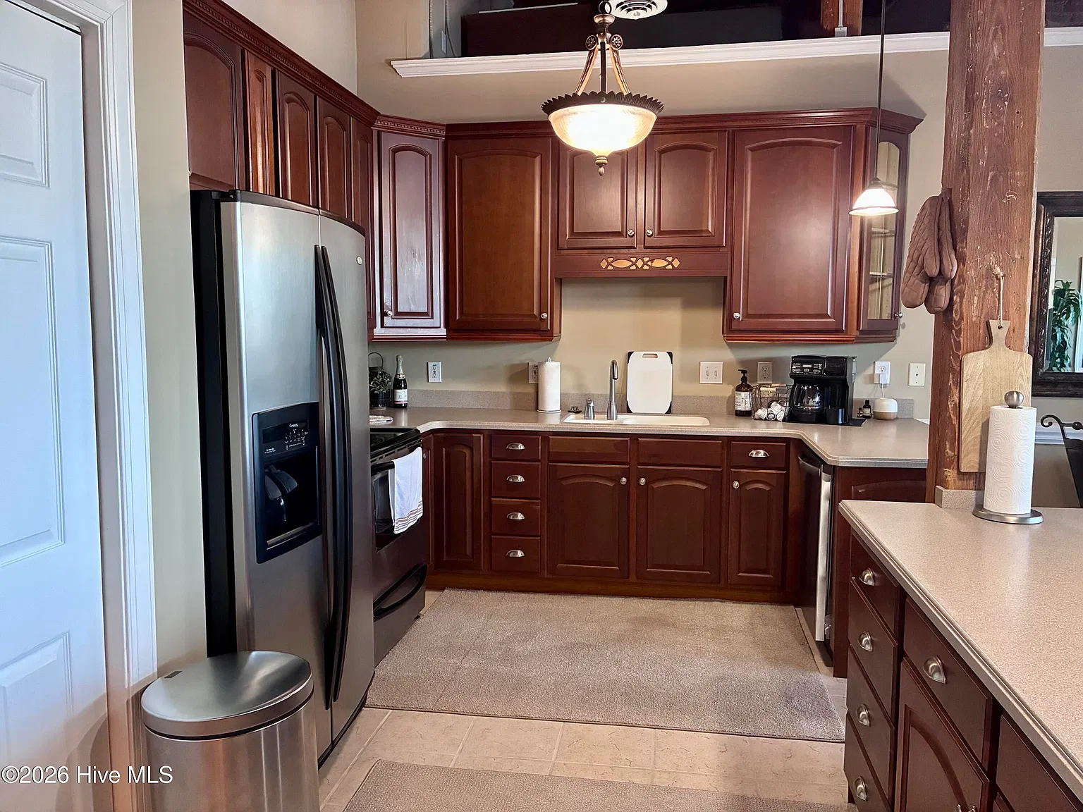 2 bed, 2.0 bath, $1,850 — Photo 4