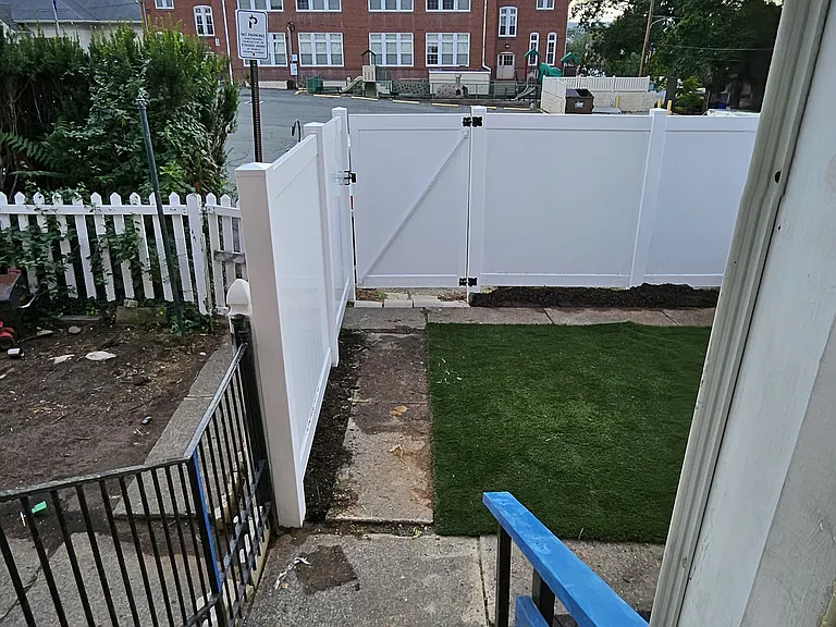 225 N Penn St — Photo 18