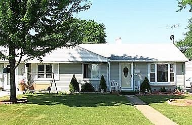 1st image of 8856 S Kolmar Ave