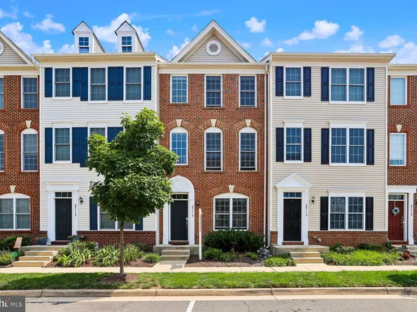 25114 McBryde Ter, Chantilly, VA 20152