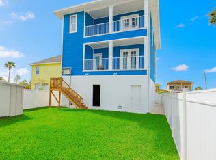 13117 4th St E #A, Saint Petersburg, FL 33708