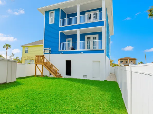 13117 4th St E #A, Saint Petersburg, FL 33708