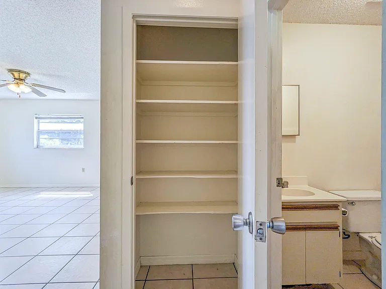 4011 62nd St W — Photo 15