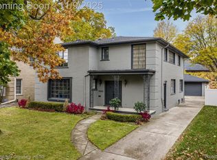 19645 Renfrew Rd, Detroit, MI 48221