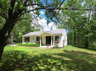 541 Camden Rd, Hope, ME 04847