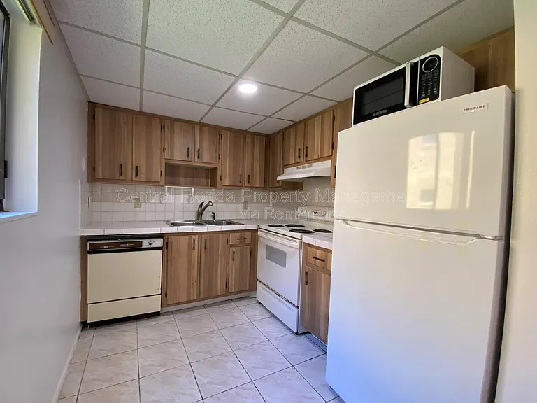 2713 Oak Park Way #112 — Photo 6
