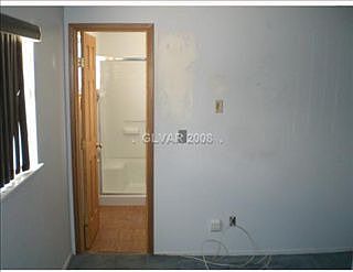 5th image of 5812 Reiter Ave