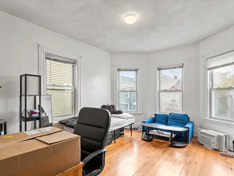 78 Hillside St #3F — Photo 10