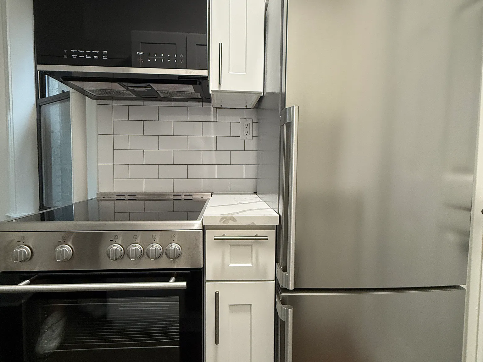 119 West 15th Street — Photo 4