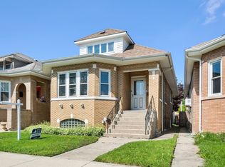 3046 N Marmora Ave, Chicago, IL 60634