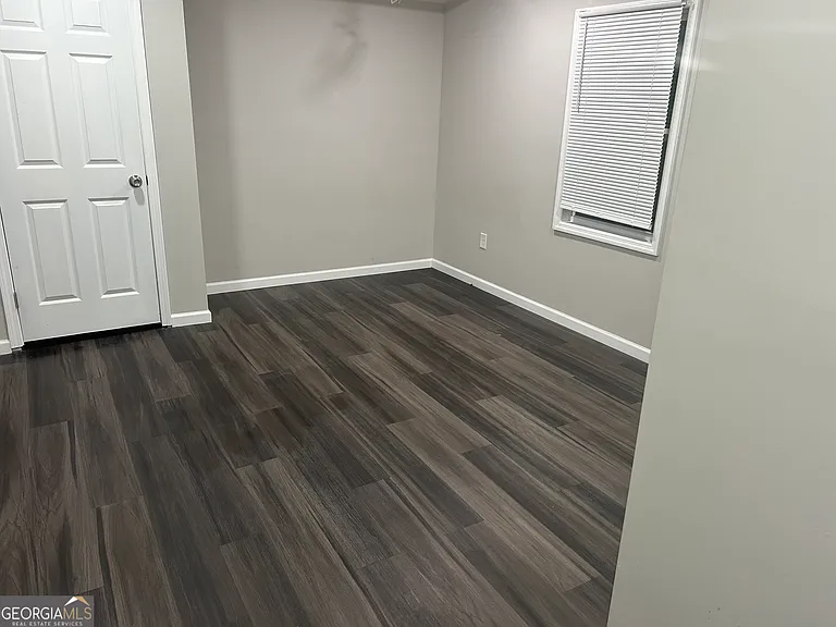 5035 Highland Hills Pkwy — Photo 18