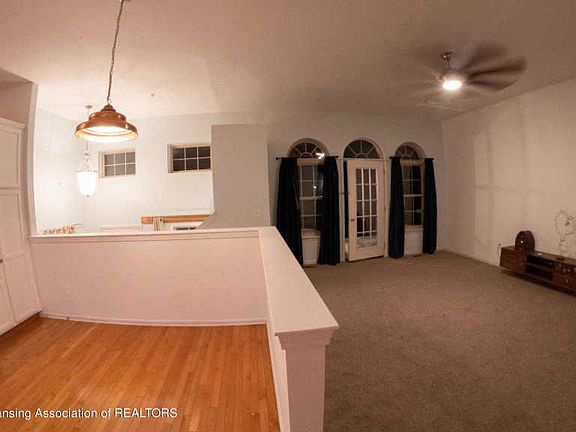 2nd image of 39850 Rockcrest Cir