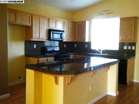 4th image of 4134 Treana Ct