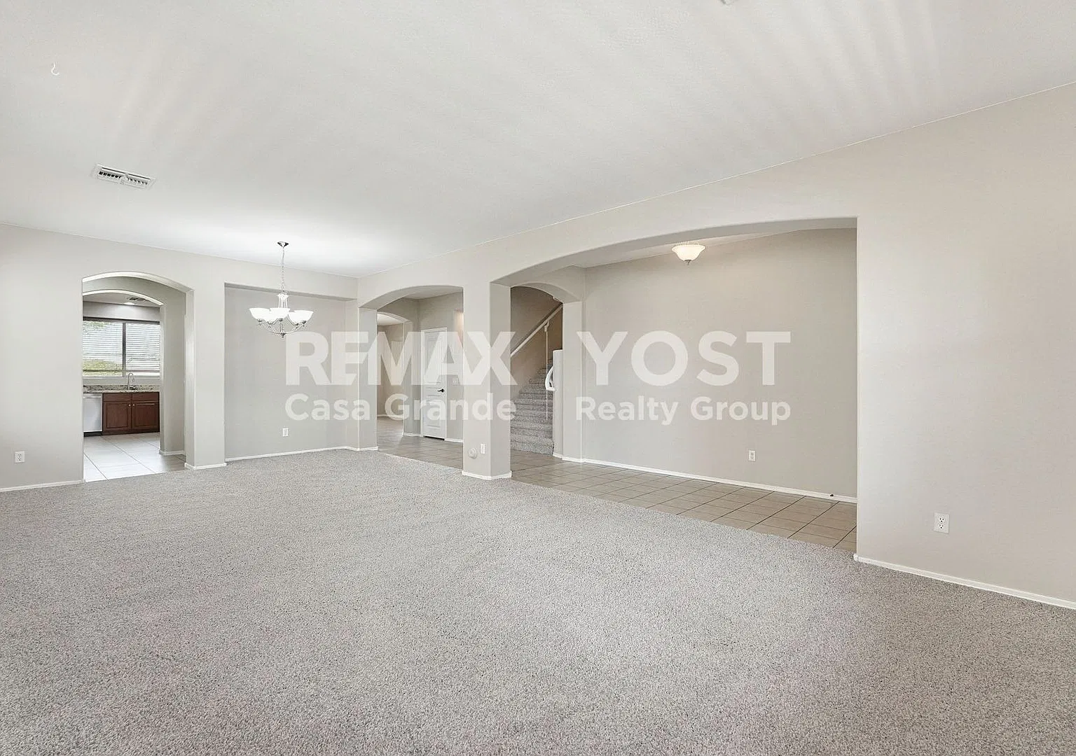 Big on Space, Big on Style, Complete with a Pool! — Photo 3