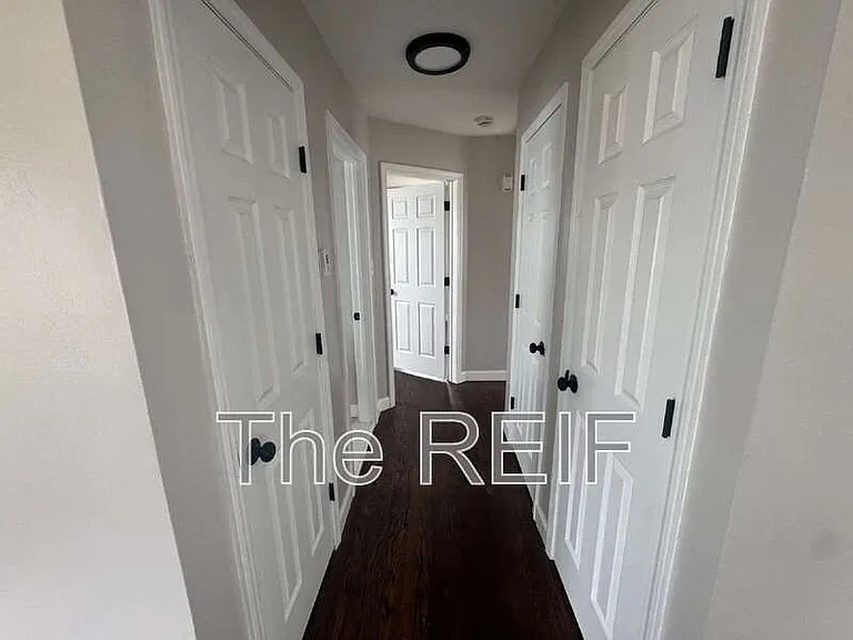 3324 Greenfield Rd — Photo 5