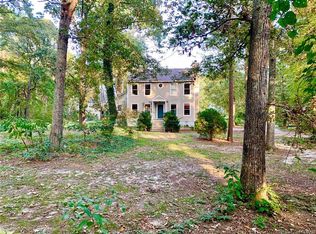 112 Stiff Ln, Deltaville, VA 23043