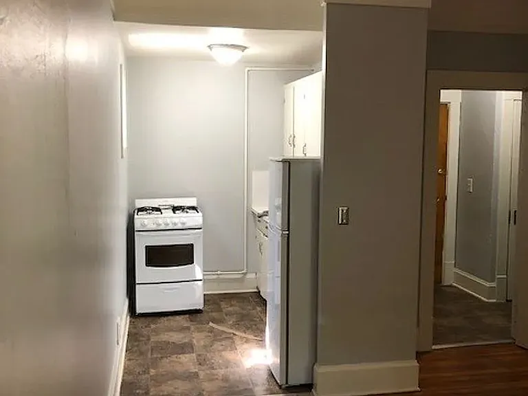 1416 E Marion St #101 — Photo 6