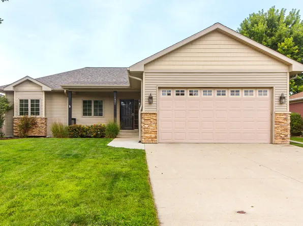 1421 Jacobson Dr, Story City, IA 50248