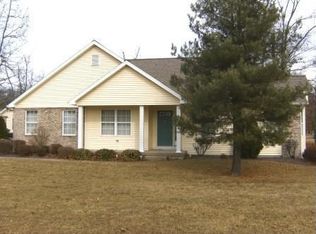355 Beyers Lk, Pana, IL 62557