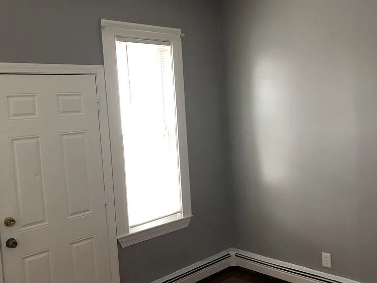 36 Irma St #1-2 — Photo 3