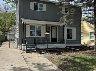 4508 Carnegie St, Wayne, MI 48184