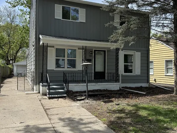 4508 Carnegie St, Wayne, MI 48184