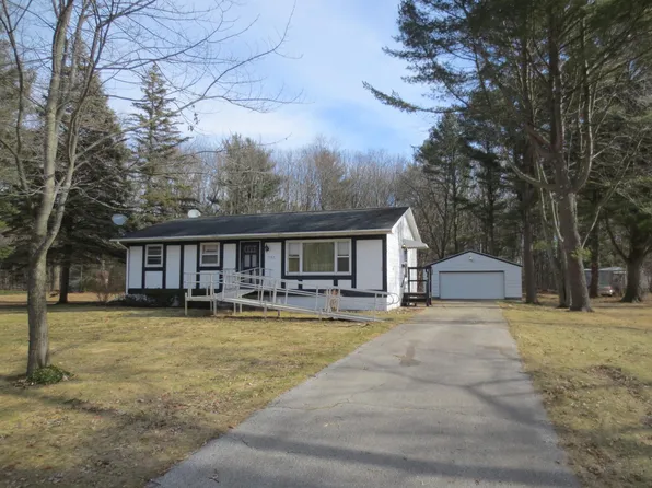 1552 Stafford Dr, Muskegon, MI 49445