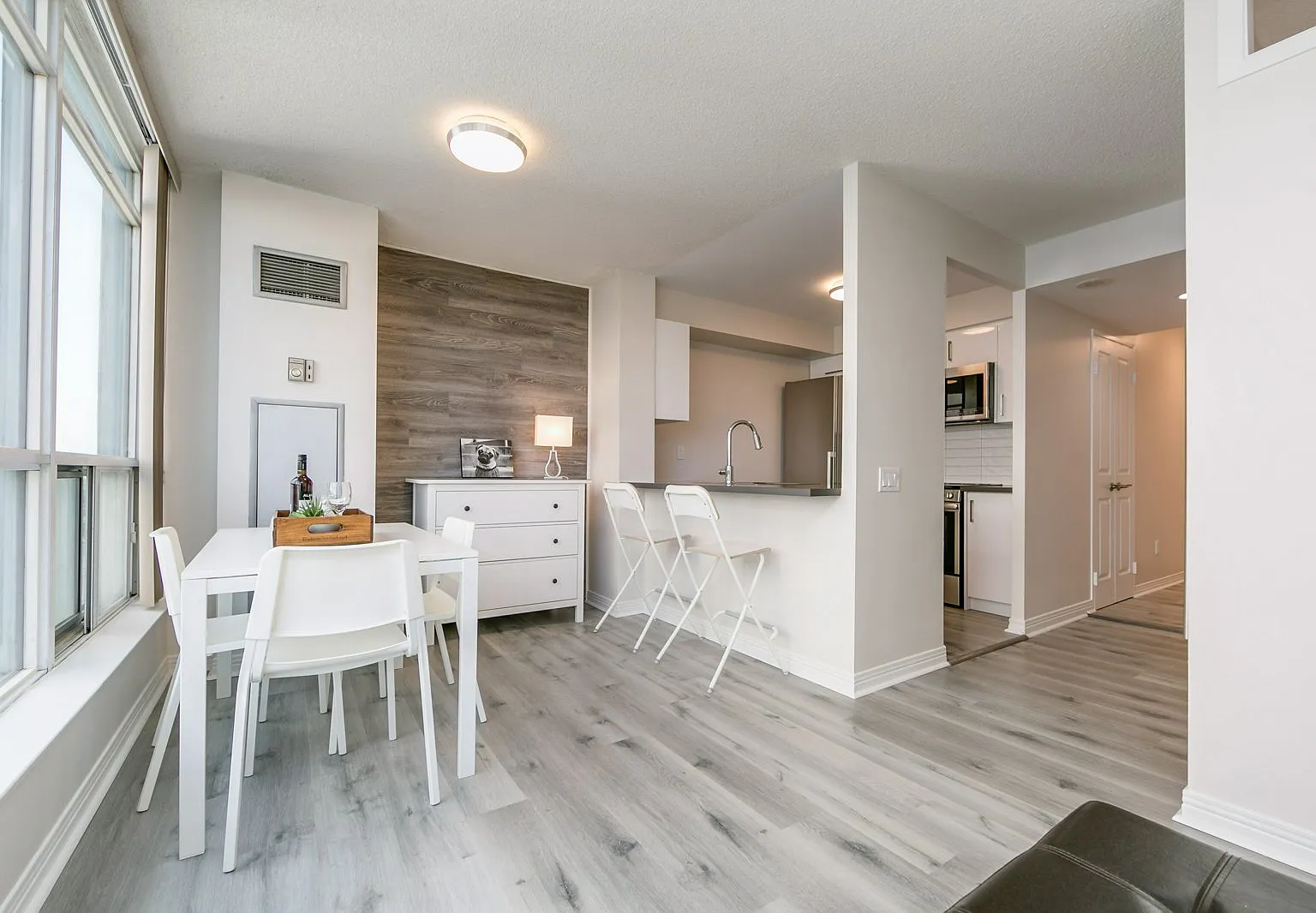 1 bed, 500 sqft, $2,300 — Photo 1