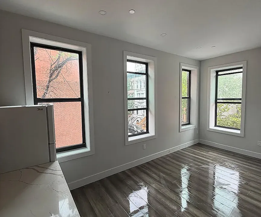 239 Lenox Ave #2B