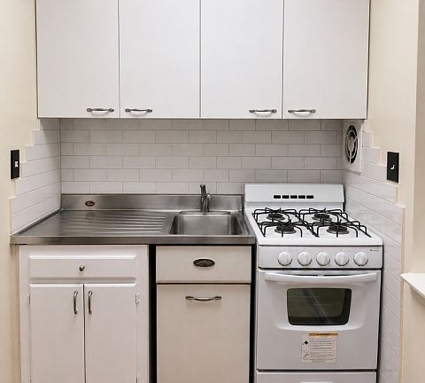 4th image of 945 Savitt Pl APT B3