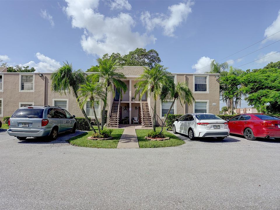 1st image of 1050 NW 80th Avenue #206