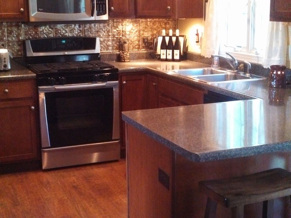 2nd image of 2022 W 57th St