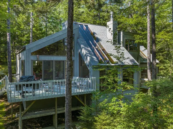 17 Schoolhouse Ledge Road, Mount Desert, ME 04662