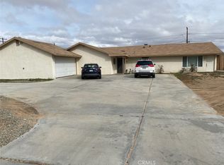 12425 Tonikan Rd, Apple Valley, CA 92308