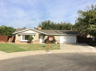 1939 Meadowwood Ct, Bakersfield, CA 93309