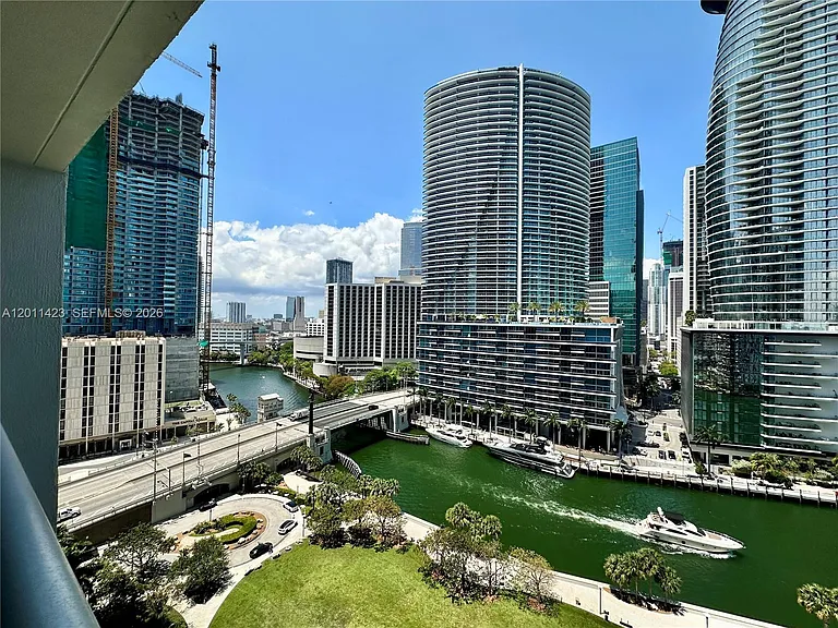 475 Brickell Ave #1614 — Photo 3